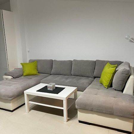 Apartament Rodzinny Ostrowiec Sw Ostrowiec Świętokrzyski Buitenkant foto