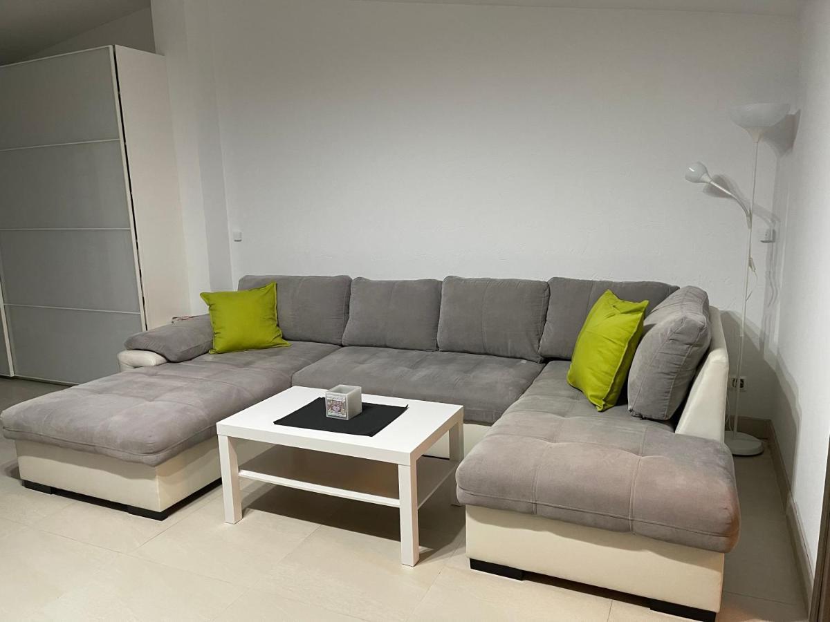 Apartament Rodzinny Ostrowiec Sw Ostrowiec Świętokrzyski Buitenkant foto