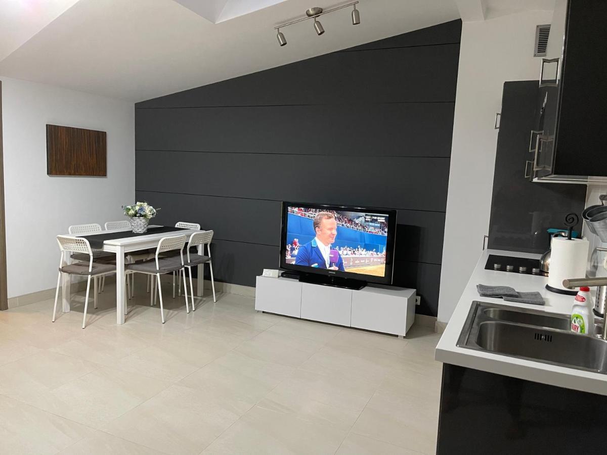 Apartament Rodzinny Ostrowiec Sw Ostrowiec Świętokrzyski Buitenkant foto