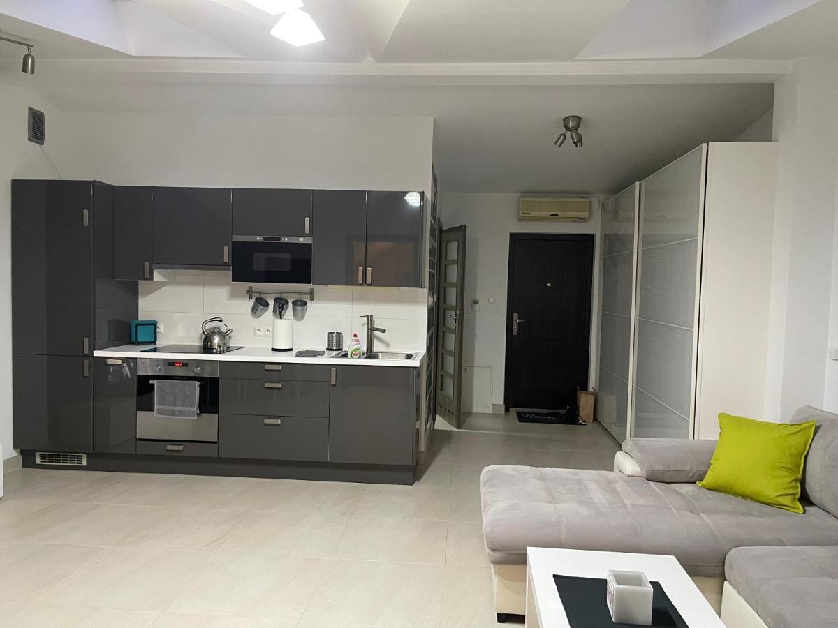 Apartament Rodzinny Ostrowiec Sw Ostrowiec Świętokrzyski Buitenkant foto